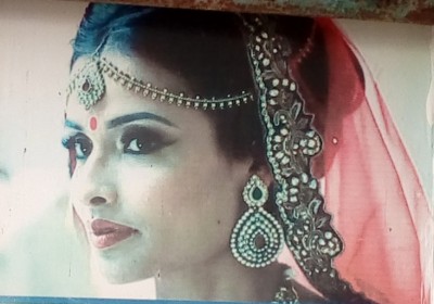 KHUSHI BEAUTY PARLOUR